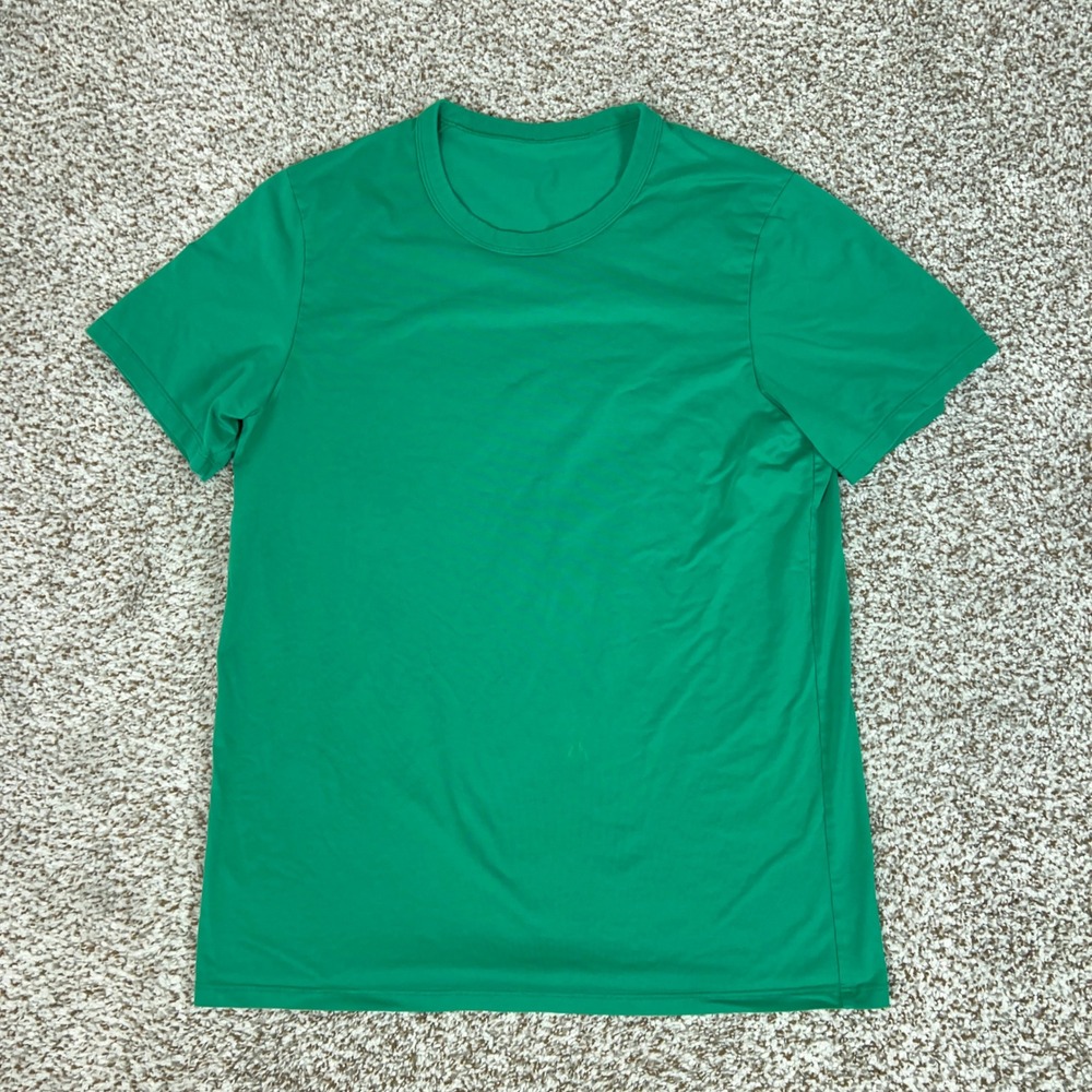 Lululemon Shirt Mens Medium Green Athletic Short Sleeve Gym Sports Workout Tee